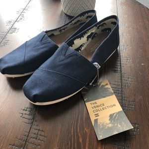 TOMs brand new with tags